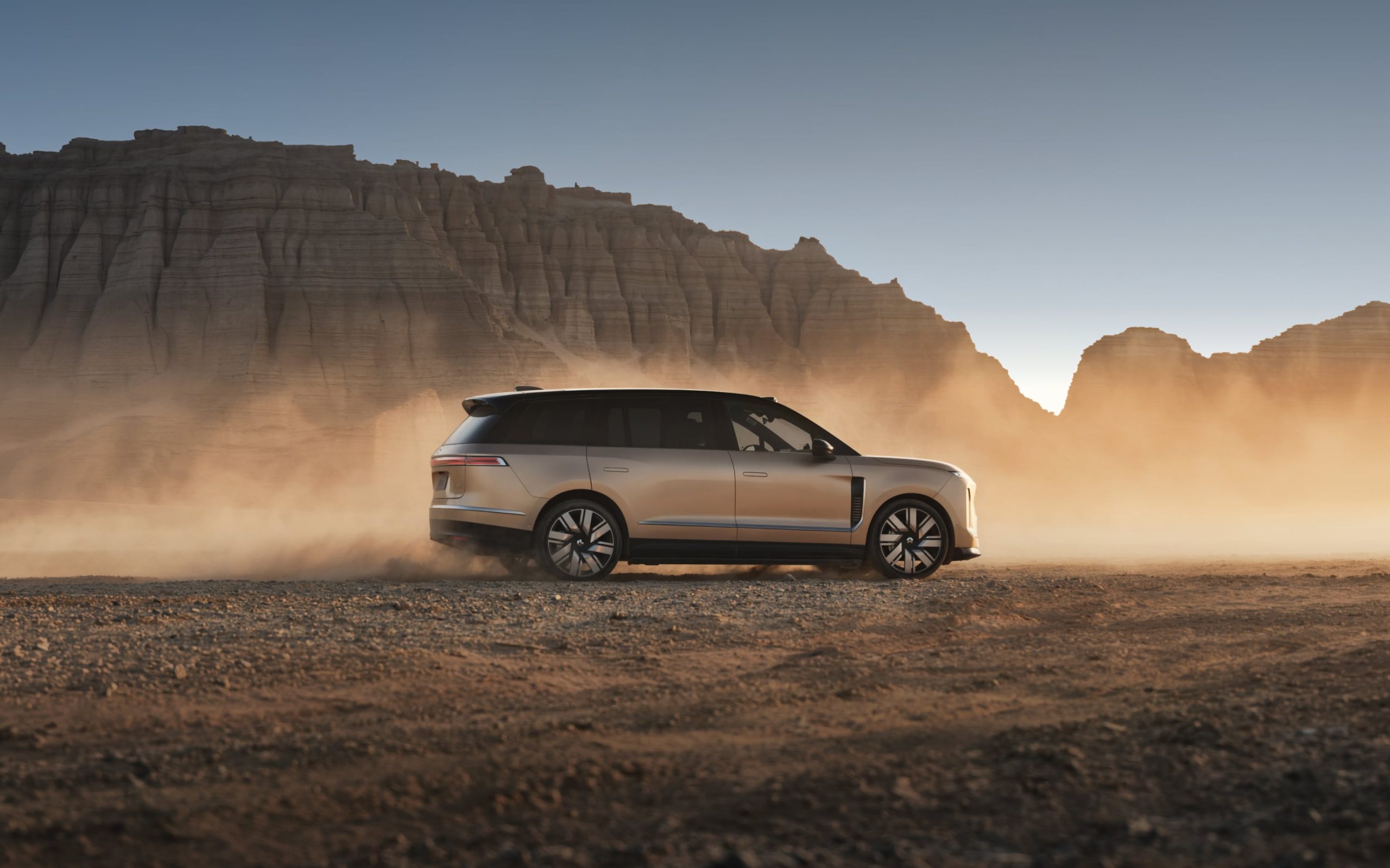 蔚来ES9即将推出，全尺寸纯电SUV-小昆说车